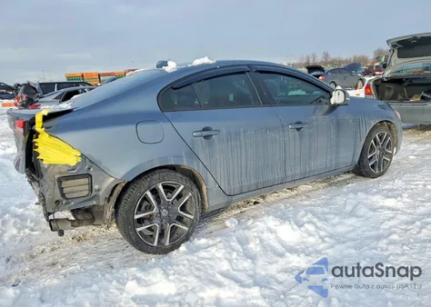 2017 Volvo S60 Dynamic z USA, uszkodzony, nr VIN YV140MTL9H2428013